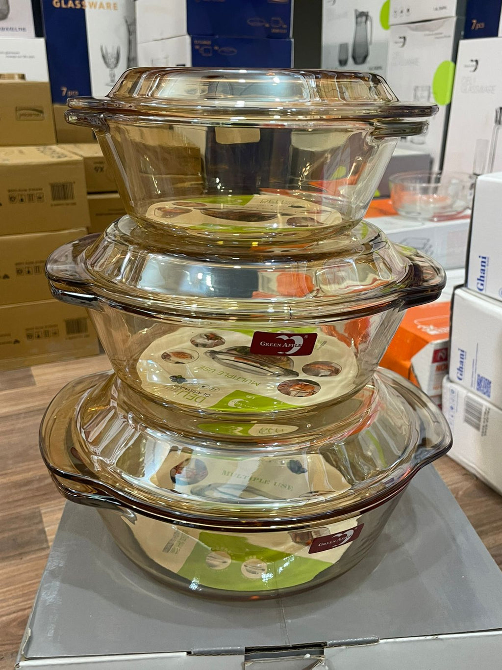 3PCS GOLDEN BOWL SET WITH LID GLASS MATERIAL HIGH QUALITY MATERIAL  CAPACITY= 900ml/1.5L/2.0L