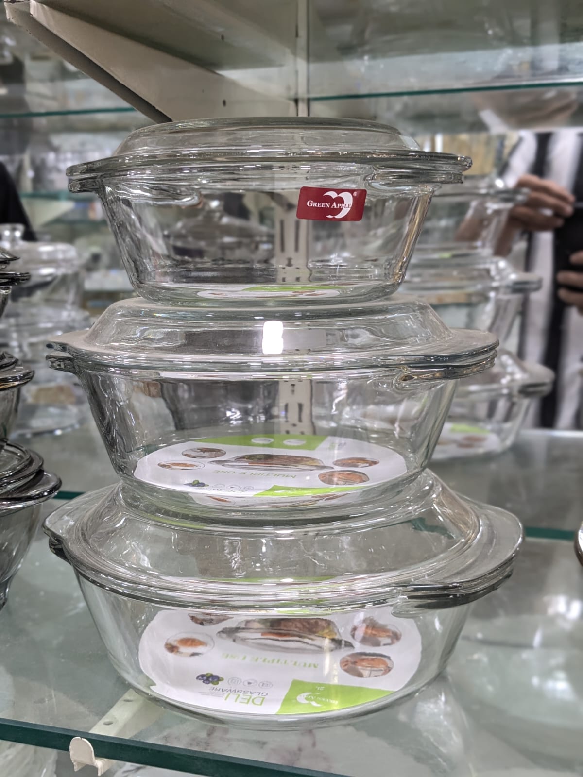3PCS GOLDEN BOWL SET WITH LID GLASS MATERIAL HIGH QUALITY MATERIAL  CAPACITY= 900ml/1.5L/2.0L